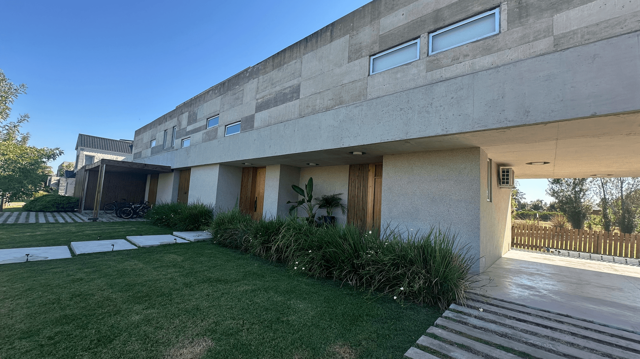 Casa Béton Brut en Altos de Campo Grande